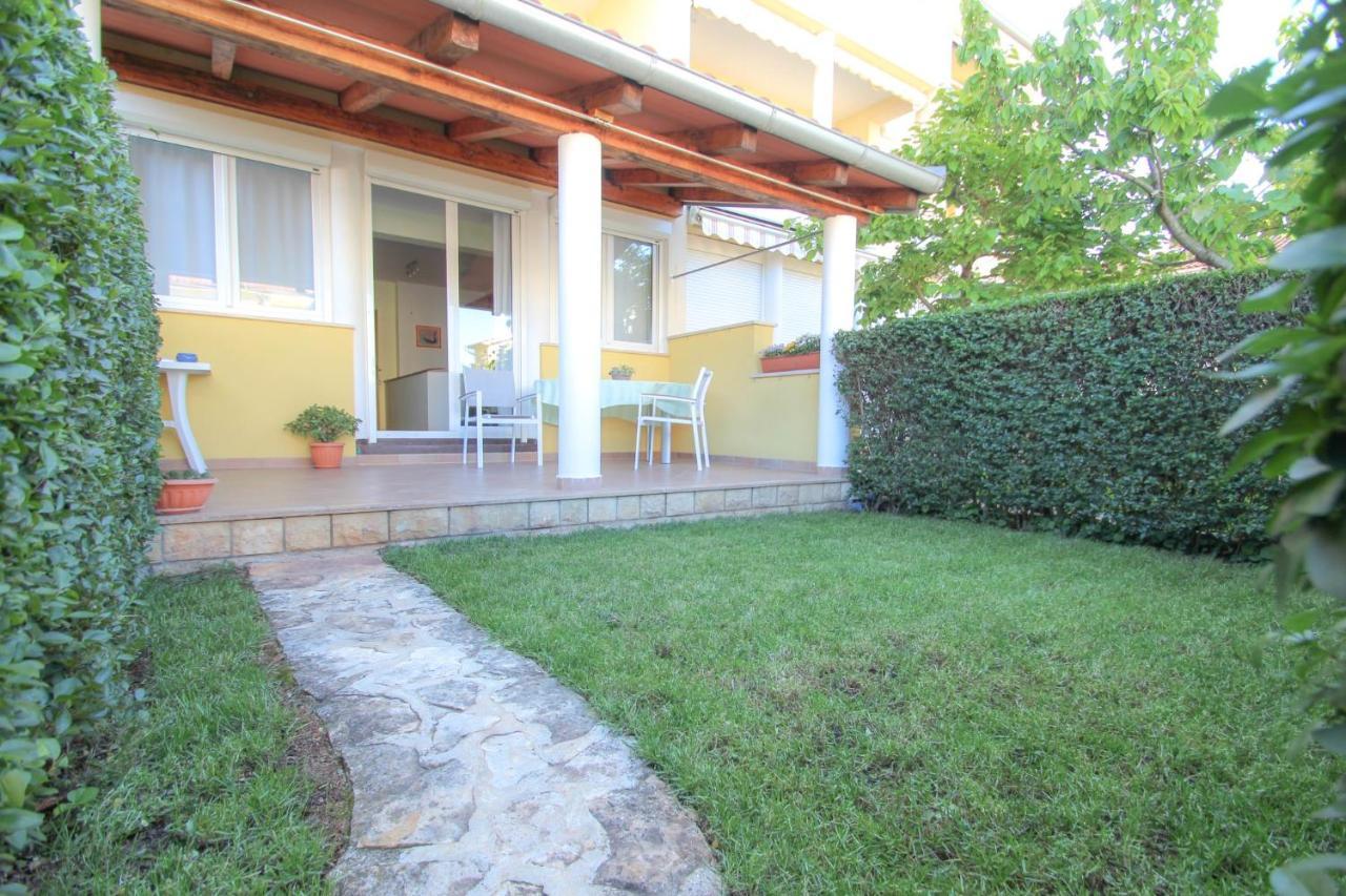 Appartement Roko à Novigrad Istria Extérieur photo