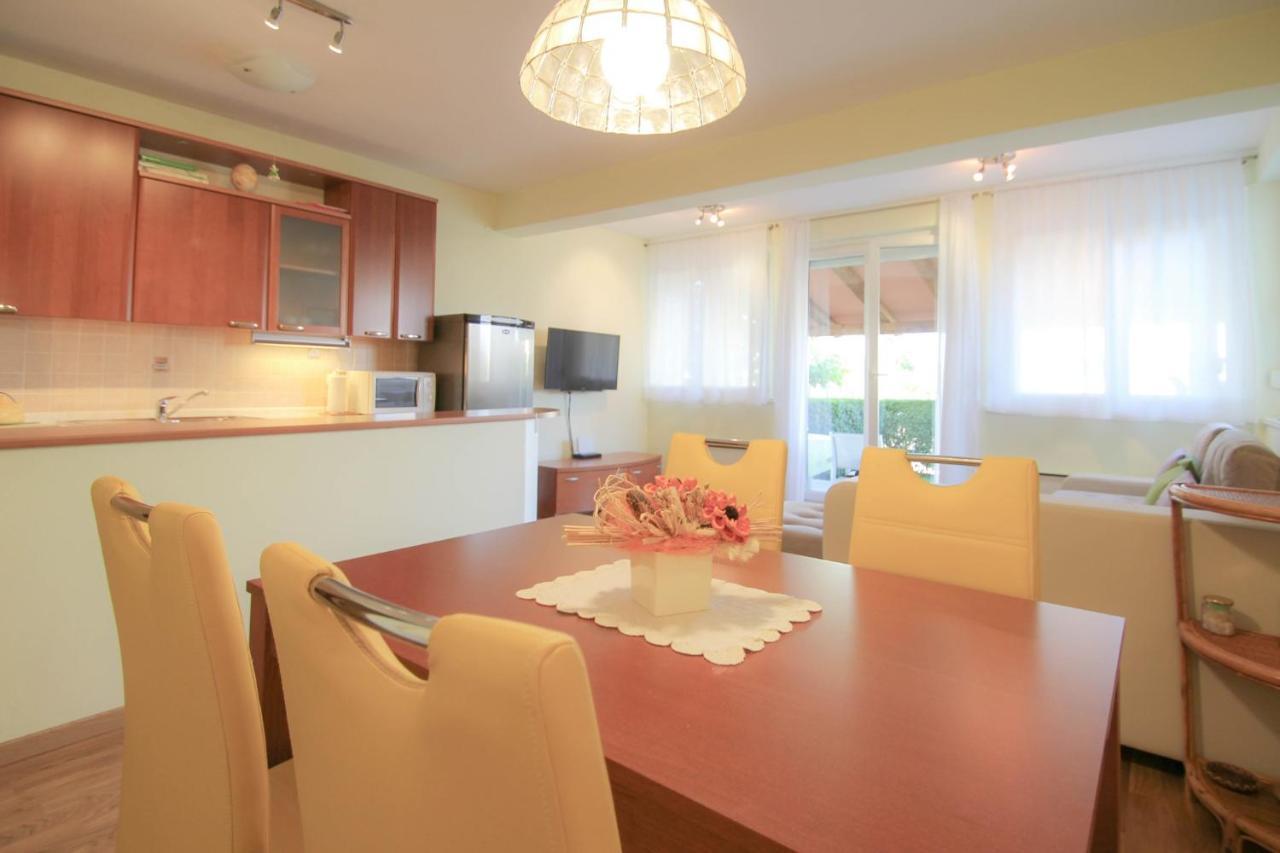 Appartement Roko à Novigrad Istria Extérieur photo