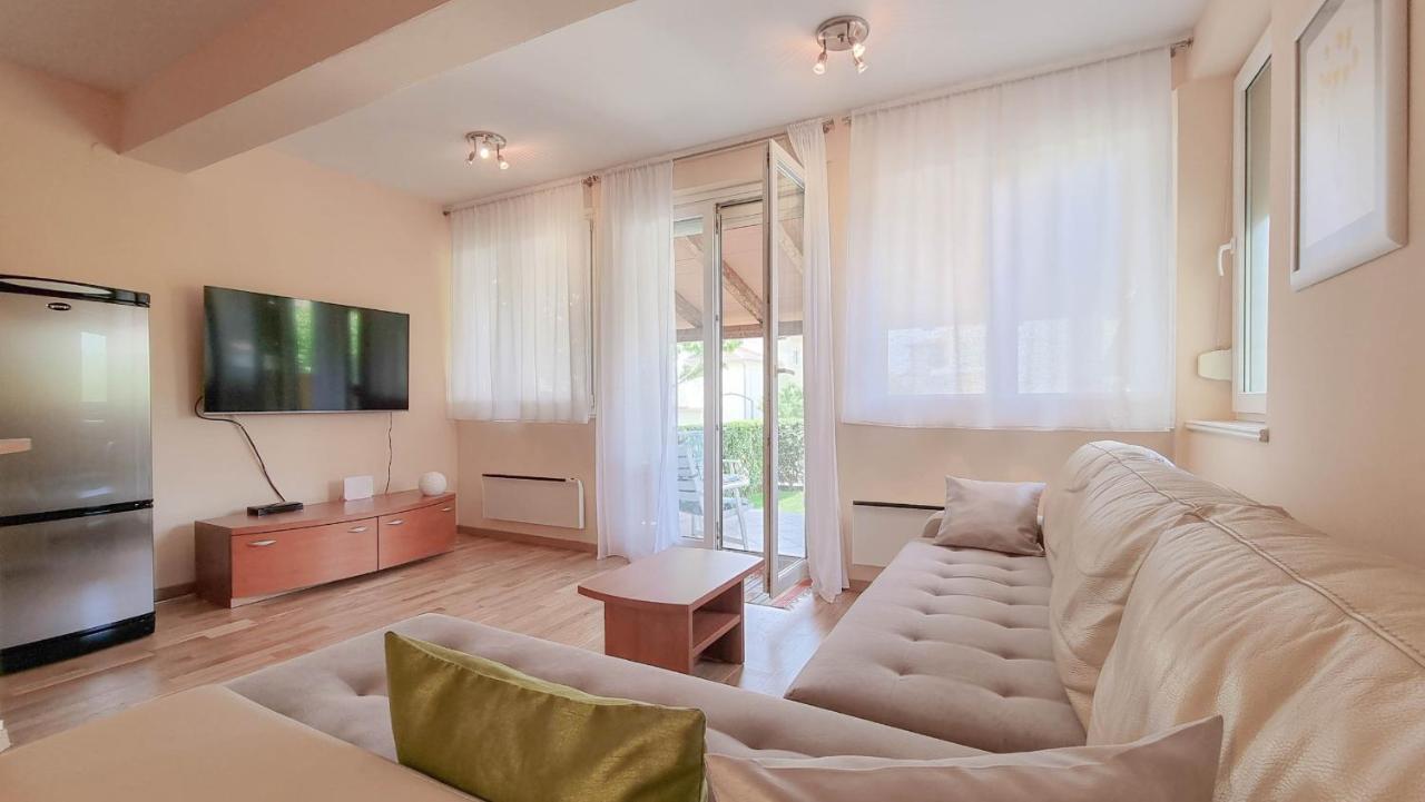 Appartement Roko à Novigrad Istria Extérieur photo